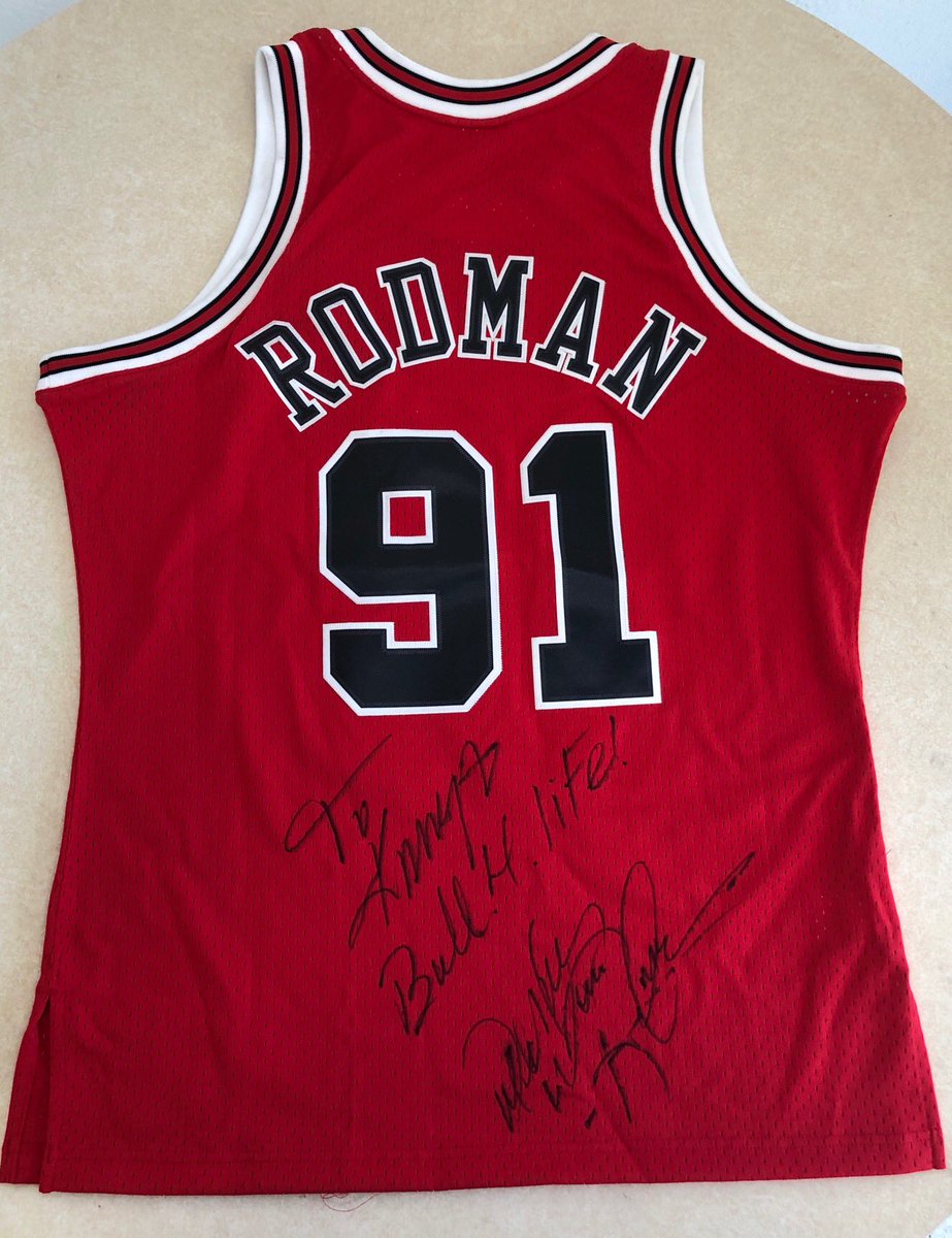 坎耶-韦斯特晒罗德曼球衣照:我最大的灵感之一