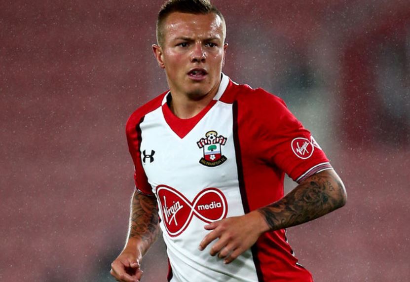 天空体育：圣徒中场克拉西接近回归费耶诺德