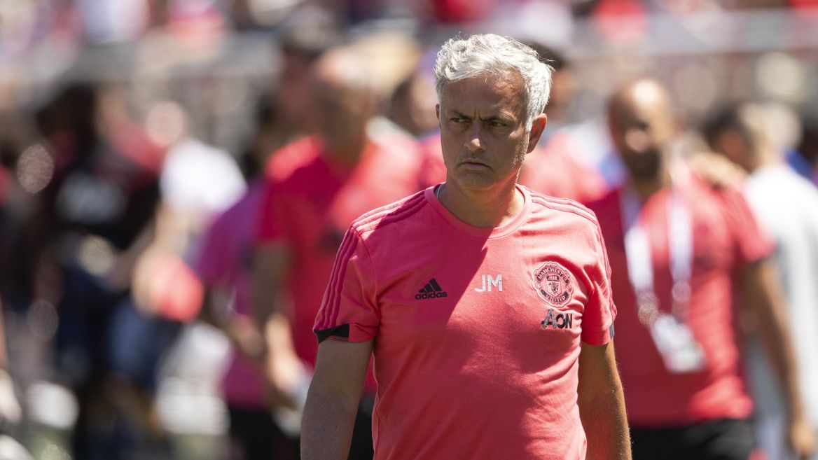 英媒：穆里尼奥施压<a href=https://www.310bf.com/tags-%E6%9B%BC%E8%81%94-0.html target=_blank class=infotextkey>曼联</a>，转会窗结束前要至少签下2人