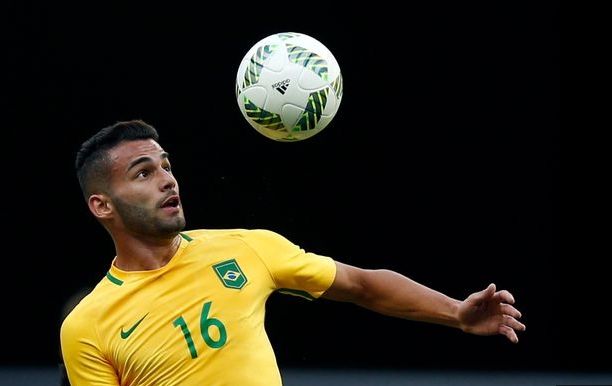 晚旗报：西汉姆联要和纽卡斯尔争夺里尔中场马亚