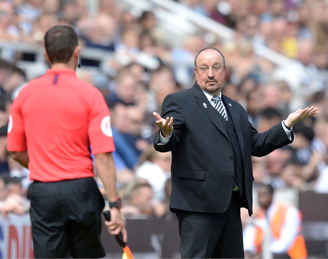 贝尼特斯：我们配得上一场平局，球迷们始终相信着我们