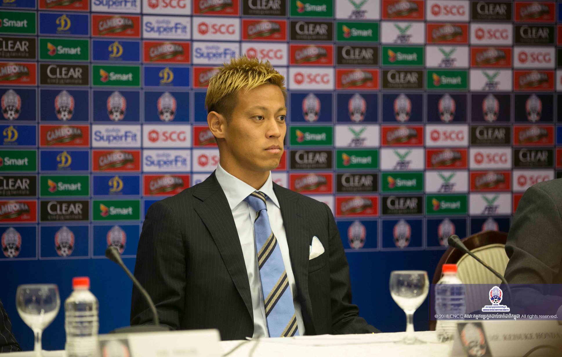 官方：本田圭佑出任柬埔寨国家队教练