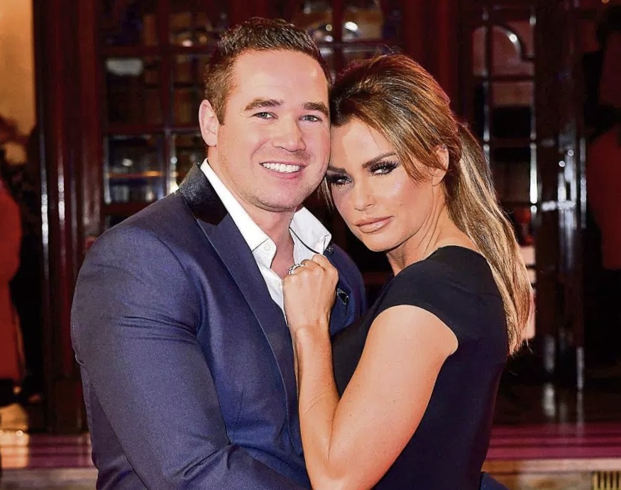 太阳报：艳星Katie的丈夫爆料阿里曾找自己老婆视频通话