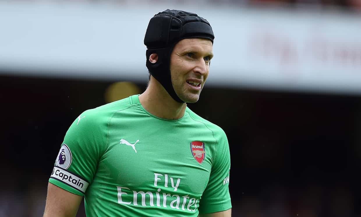 勒沃库森官推对切赫失误开嘲讽，切赫回击：体育风范很重要