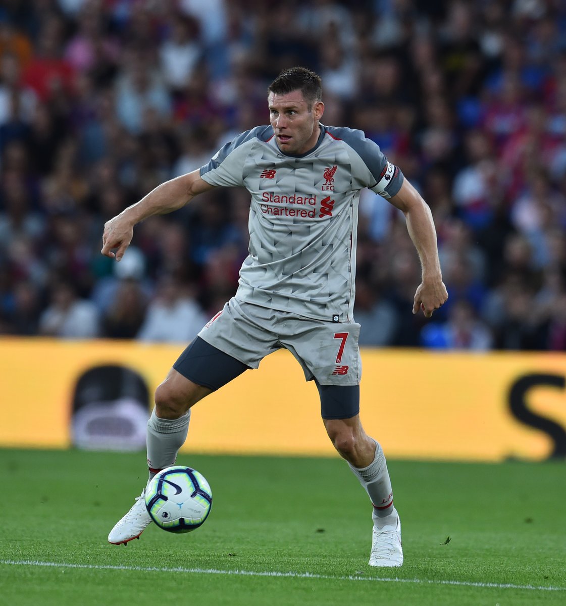 GIF：萨拉赫造点米尔纳罚进，利物浦打破僵局