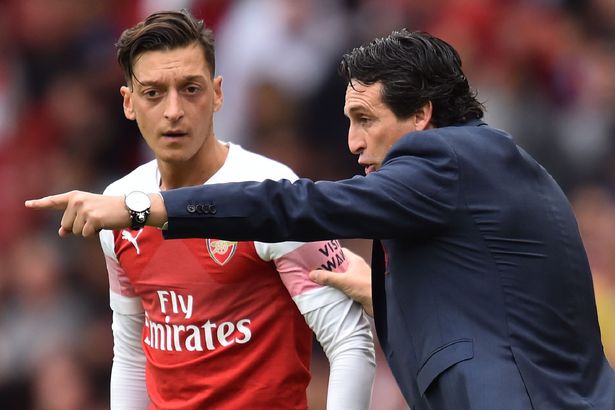 埃梅里：厄齐尔感冒未痊愈，他与我们待了一段时间