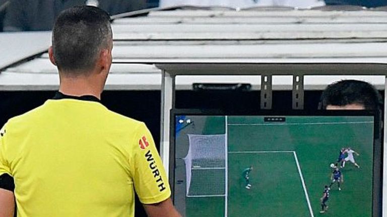 天空体育:英超本赛季将试用 VAR