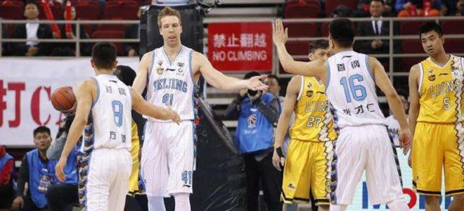 汉密尔顿、方硕与队会合, 刘晓宇伤势恢复良好