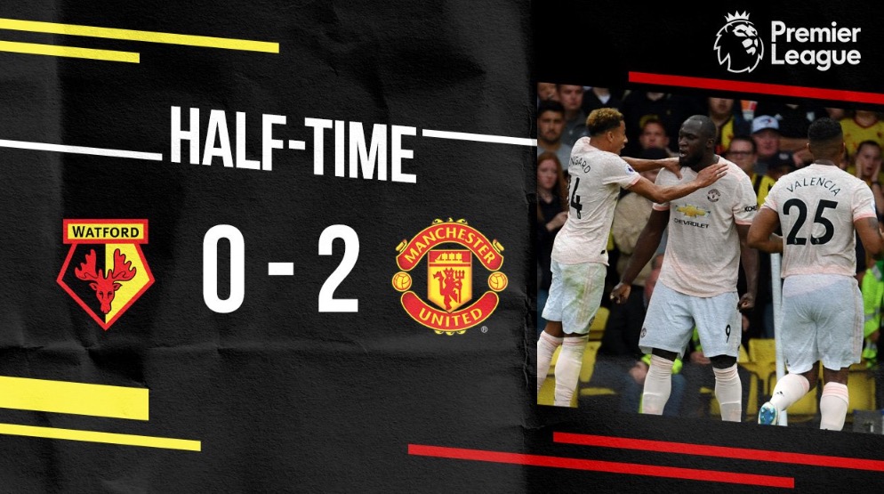 GIF：按捺不住的激动！穆帅见斯莫林进球与助教拥抱庆祝