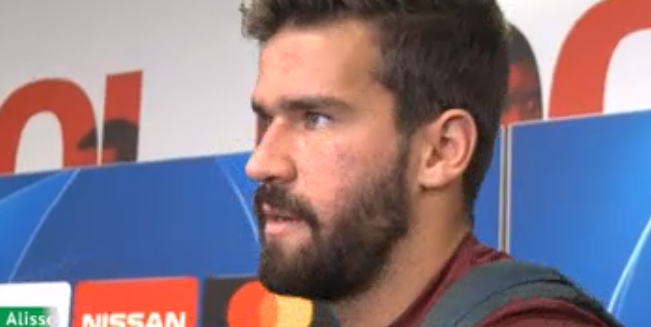 阿利松谈卡里乌斯：上场的球员才有可能犯错，生活会继续