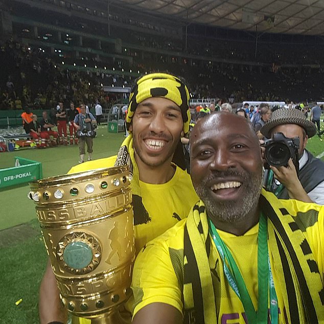 奥巴梅扬：加蓬足协太业余，我爸没答应执教国家队