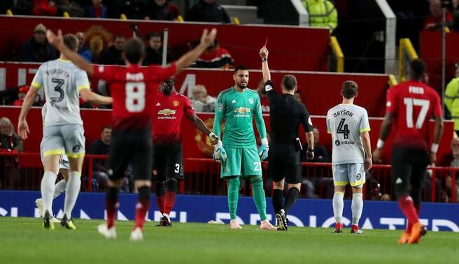 联赛杯：琼斯失点罗梅罗染红费莱尼难救主，<a href=https://www.310bf.com/tags-%E6%9B%BC%E8%81%94-0.html target=_blank class=infotextkey>曼联</a>点球失利总分9-10出局