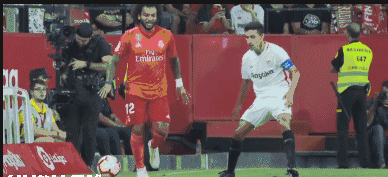 GIF: 马塞洛受伤无法坚持，<a href=https://www.310bf.com/tags-%E7%9A%87%E9%A9%AC-0.html target=_blank class=infotextkey>皇马</a>十人应战