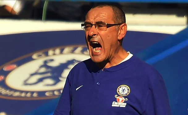 菲尔-内维尔：如果我是萨里，我会开除助教