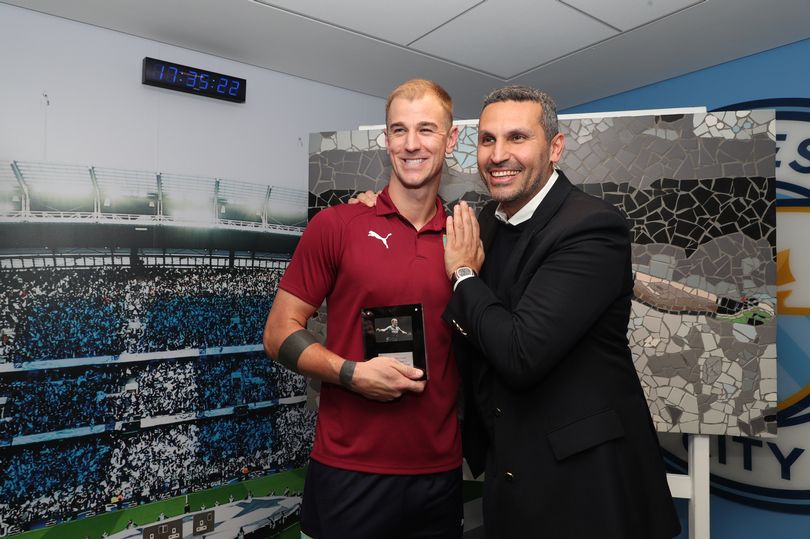 哈特获赠曼城终身季票，将观看曼城欧冠比赛