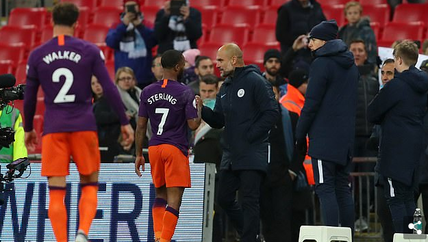 斯特林回应内维尔：说我的蜕变应归功于教练，他这是不尊重人