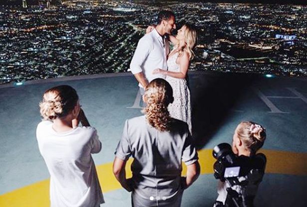 费迪南德求婚成功，将和小13岁女友结婚