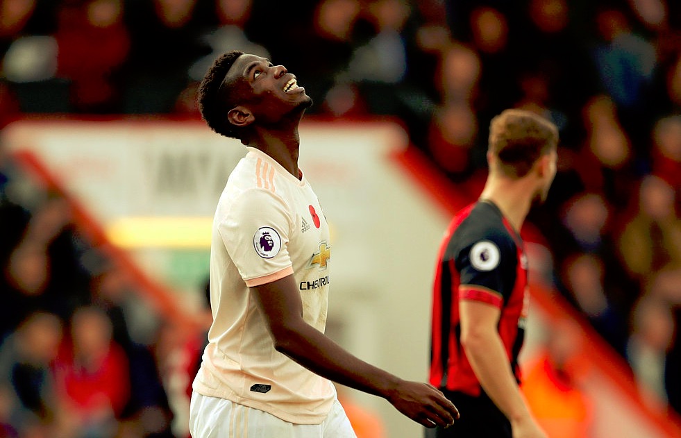 GIF：这都能不进！<a href=https://www.310bf.com/tags-%E6%9B%BC%E8%81%94-0.html target=_blank class=infotextkey>曼联</a>两次射门被后卫在门前挡出