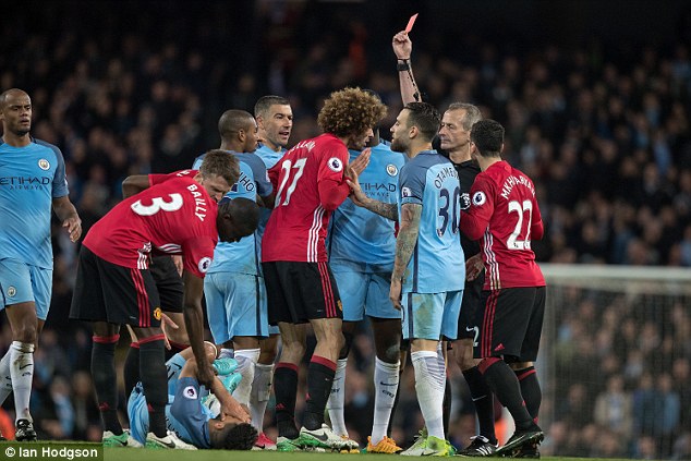 穆帅：阿圭罗的实力突出，但有些小的方面我不太欣赏