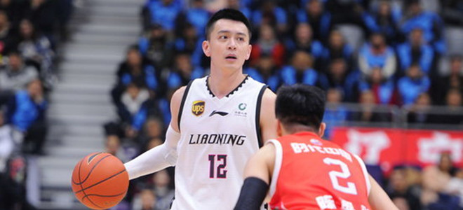 杨鸣砍21分创个人本赛季单场得分新高