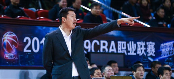 王治郅：某些球员上场跟梦游一样，态度决定一切