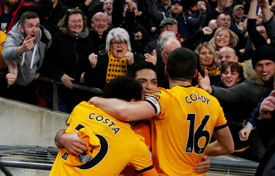 GIF：狼人杀，科斯塔单刀低射锁定胜局