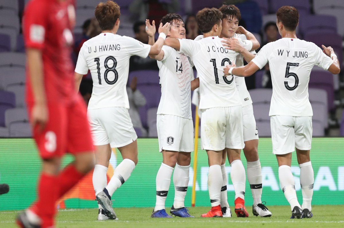 韩国连续7届杀入亚洲杯淘汰赛,前6次仅两获小组第一