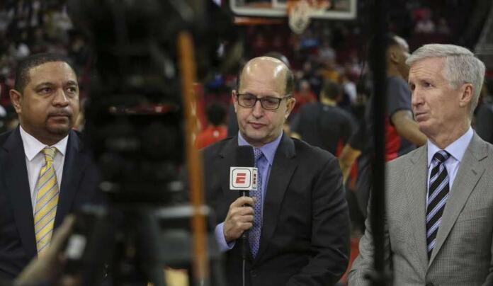 小范甘迪：哈登现在是MVP，火箭仍然需要补充一名球员