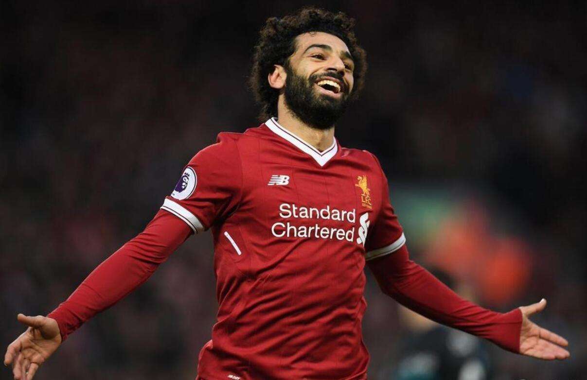 好人好事！看到因饥饿哭闹的婴儿，萨拉赫要给她“喂奶”