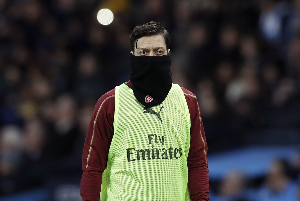 电讯报：在中国意大利人脉丰富的中间人正帮厄齐尔找下家