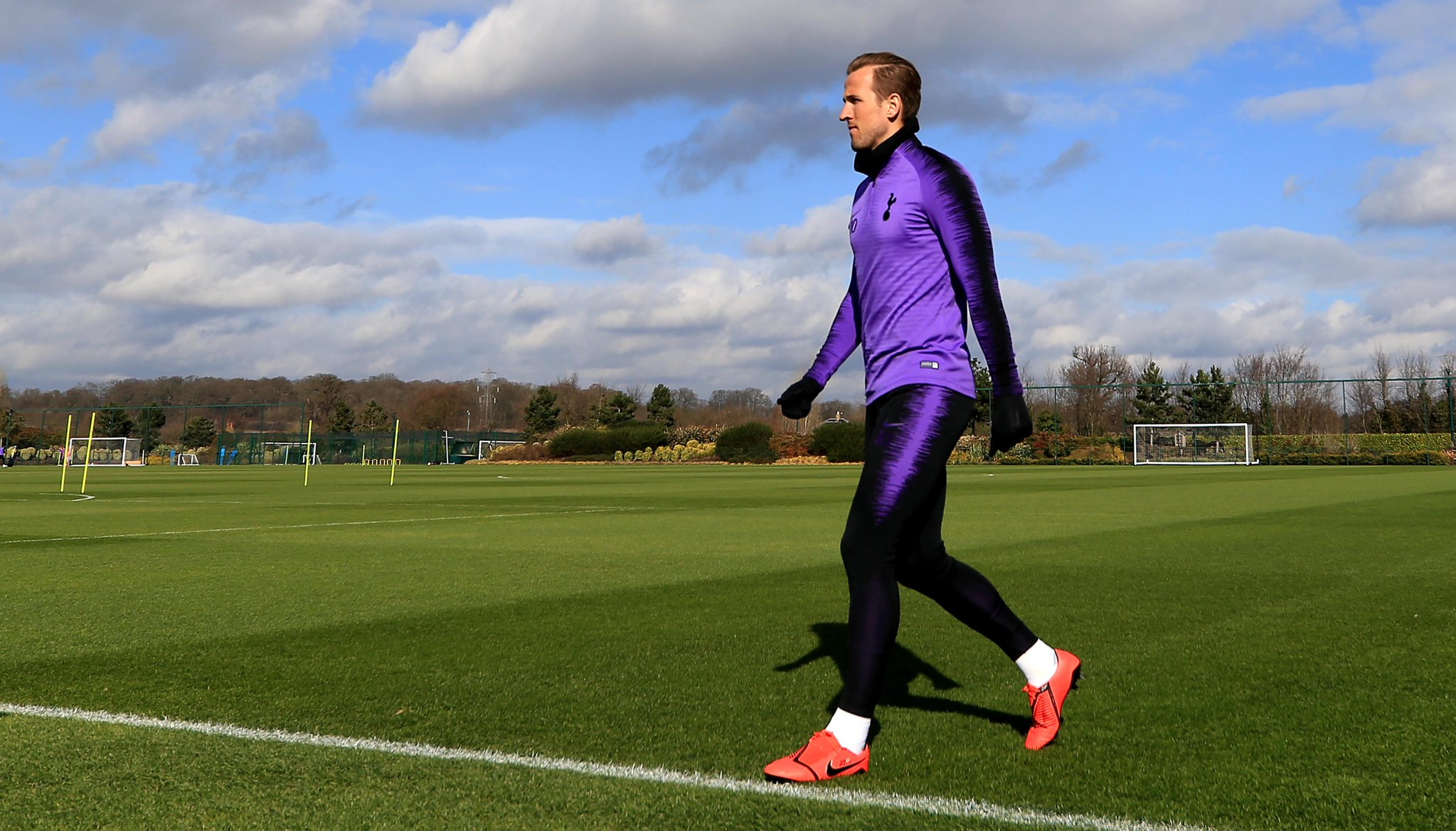 官方：哈里-凯恩恢复训练，有望出战伯恩利