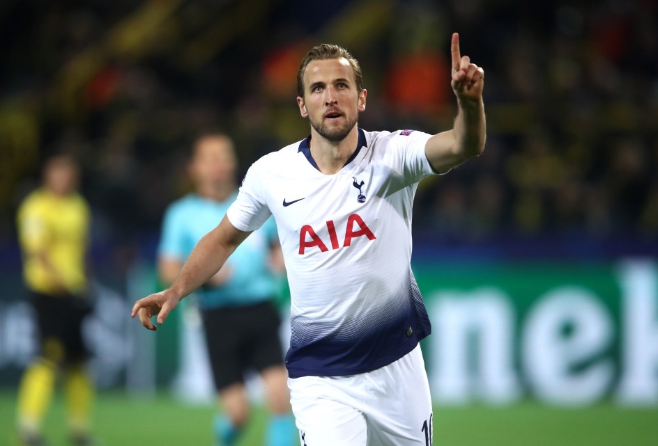 GIF：西索科助攻凯恩单刀建功，热刺打破僵局