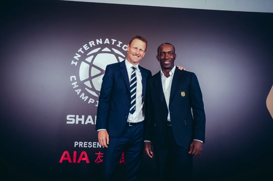 约克：曼城拿<a href=https://www.310bf.com/tags-%E8%8B%B1%E8%B6%85-0.html target=_blank class=infotextkey>英超</a><a href=https://www.310bf.com/tags-%E6%9B%BC%E8%81%94-0.html target=_blank class=infotextkey>曼联</a>拿欧冠；打游戏能让球员远离夜店