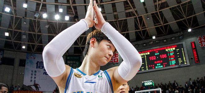 王哲林单场命中 4记三分创个人生涯新高
