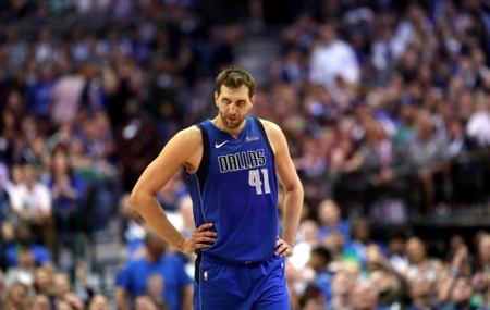 [流言板]一人一城!诺维茨基达拉斯主场最后一战