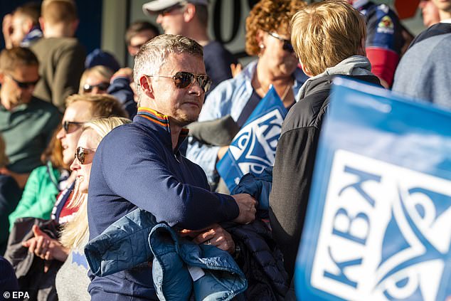 散散心，索尔斯克亚回挪威观看老东家莫尔德的比赛