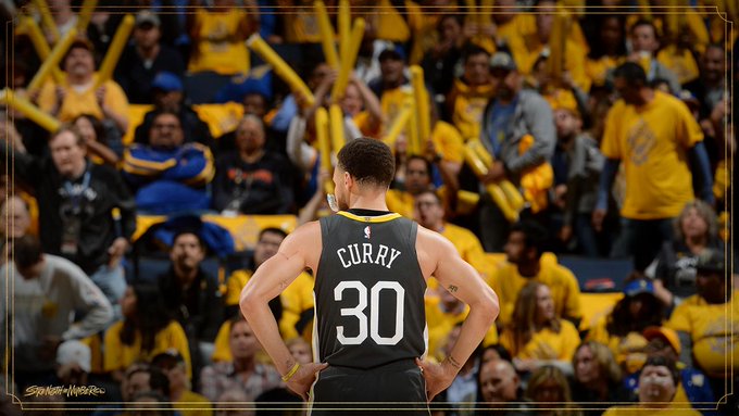 本场比赛前勇士季后赛第三节合计输掉10分，今日赢下15分