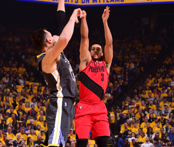 难阻失利！麦科勒姆全场砍下22分3篮板5助攻1抢断