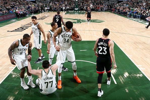 日常一推！大加庆祝获胜：我们今晚的活力让人惊喜