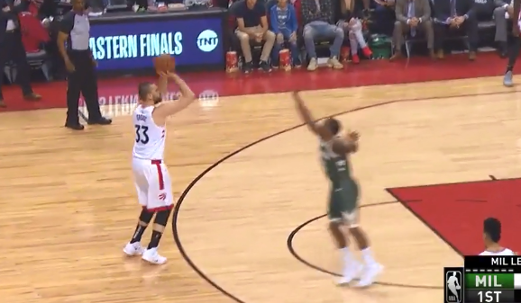 白熊登场！小加索尔16分12板7助5帽全场集锦