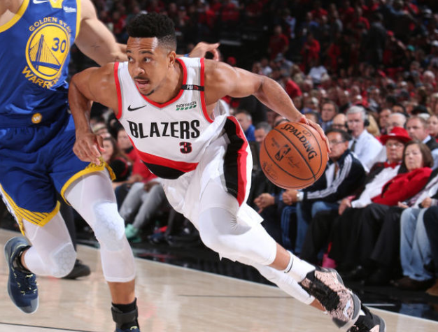 遗憾落败！麦科勒姆全场砍下26分2篮板7助攻