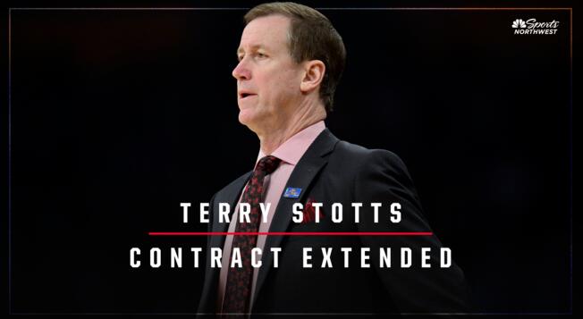 开拓者经理：球队今天已经和主帅斯托茨续约