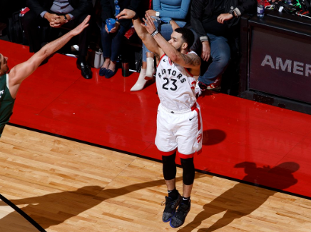 范弗利特：这一切的转变都归功于昨天儿子的出生