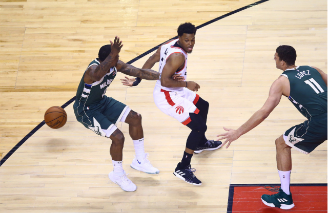 率队大胜!洛瑞全场砍下25分5篮板6助攻