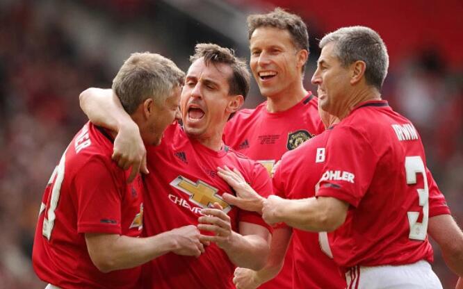 萨哈传射索尔斯克亚小贝破门，<a href=https://www.310bf.com/tags-%E6%9B%BC%E8%81%94-0.html target=_blank class=infotextkey>曼联</a>元老5-0<a href=https://www.310bf.com/tags-%E6%8B%9C%E4%BB%81-0.html target=_blank class=infotextkey>拜仁</a>元老