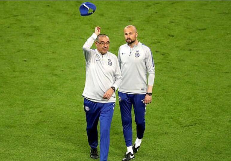 邮报：阿涅利已抵达巴库，欧联杯决赛后与萨里详谈