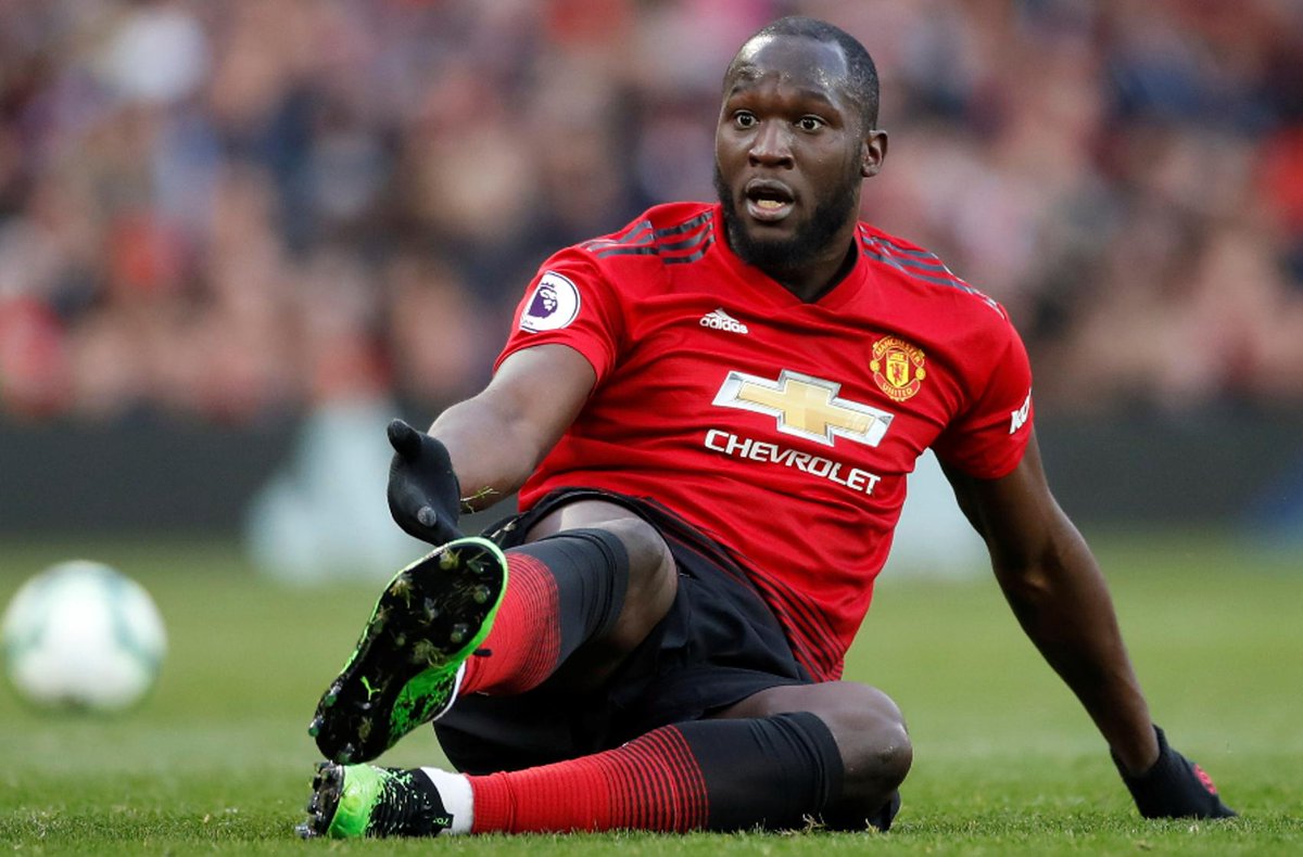 周日镜报：卢卡库想离队，但国米无法承担他的工资