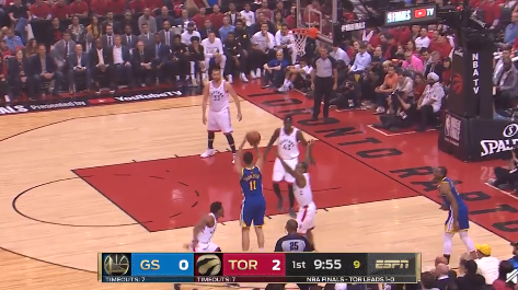 [视频]手感火热！克莱首节接伊格达拉传球三分手起刀落