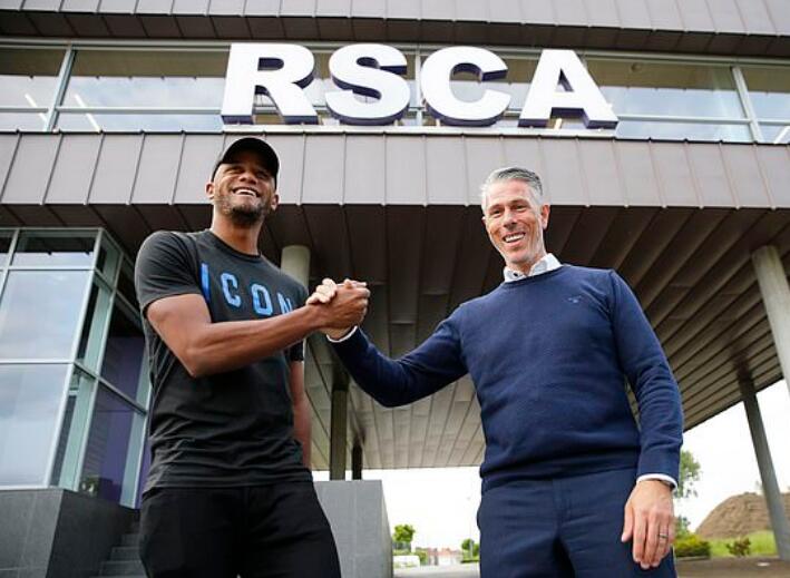 多图流：孔帕尼来到安德莱赫特进行参观