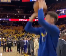 [视频]恢复不错！克莱赛前热身连进数记底角三分